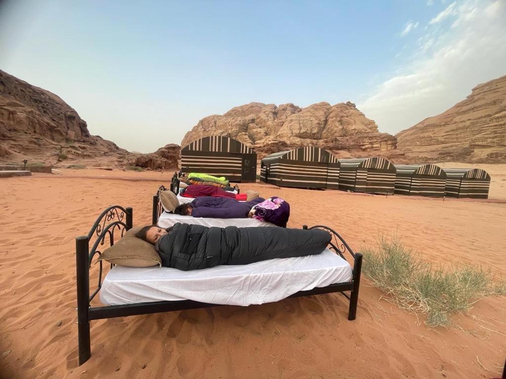 Bedouin Holidays Camp And Jeep Tours Ουάντι Ραμ Εξωτερικό φωτογραφία